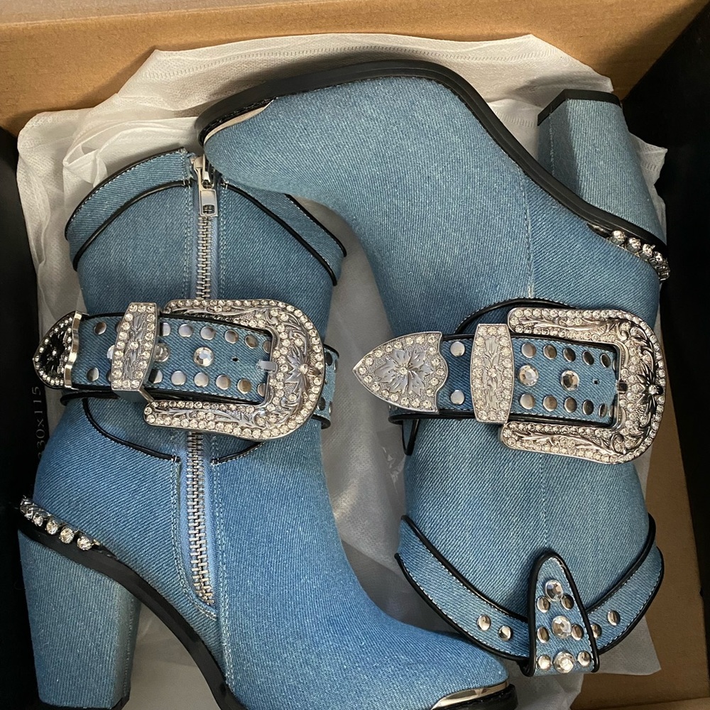 Dolls kill sheriff cowboy Blue booties.